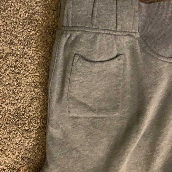 UGG men’s lounge pants b - Picture 5 of 6